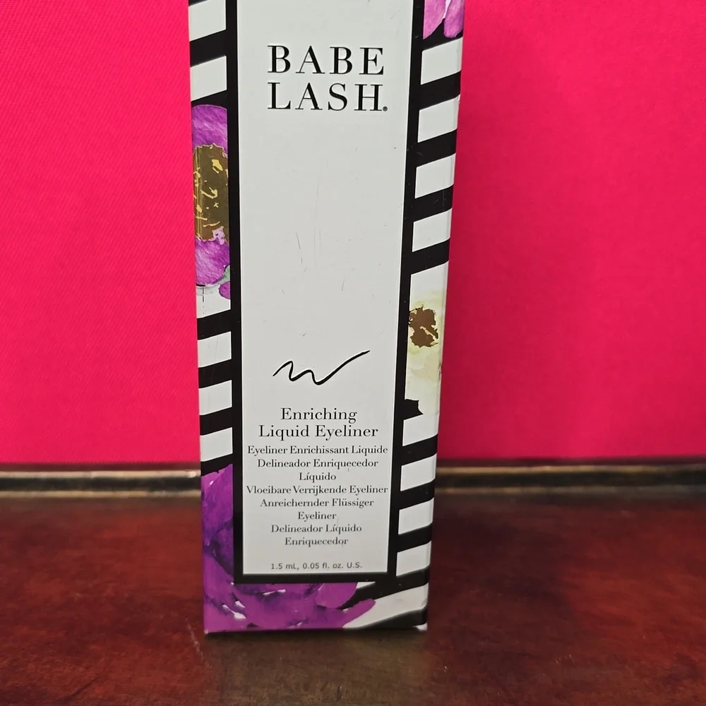 BABE LASH Enriching Liquid Eyeliner NIB